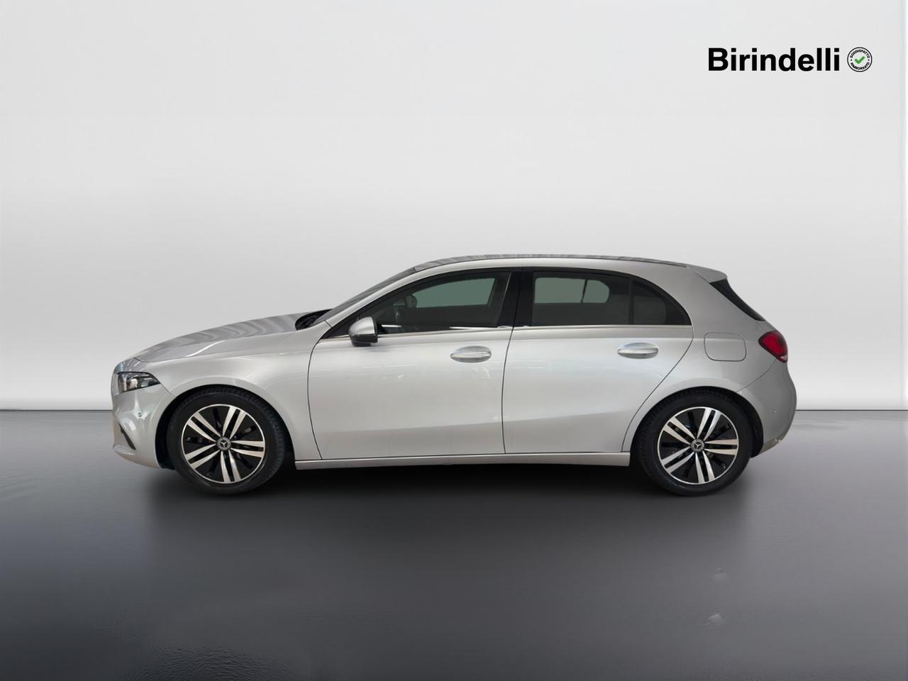 Mercedes-Benz Classe A (W177) - A 180 Automatic Business