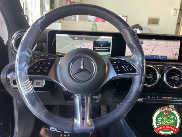 MERCEDES-BENZ A 180 Auto Progressive Advanced