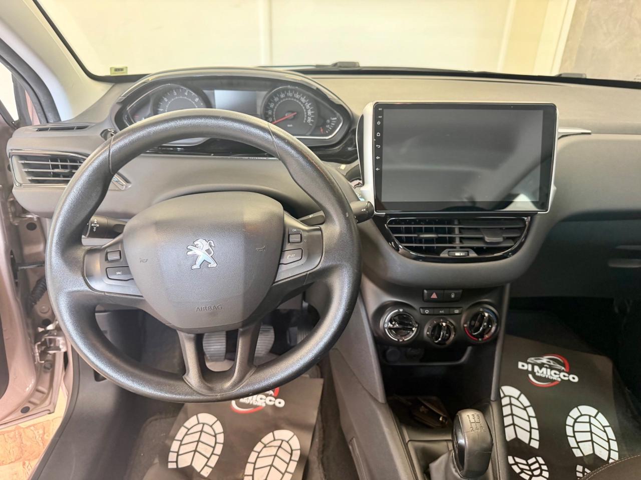 Peugeot 208 1.2 VTi 82 CV 5 porte Allure
