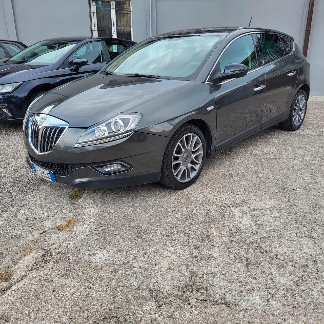 Lancia Delta 1.4 T-Jet 120 CV Oro – GPL – 2009 – Colore Grigio