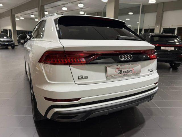 AUDI Q8 50 TDI 286 CV quattro tiptronic S Line TETTO - LED