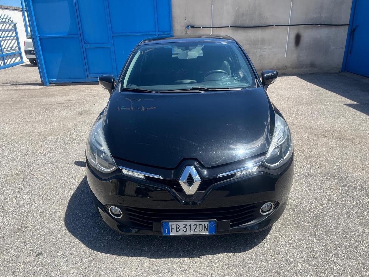 Renault clio 5 P-1.2 benz/75 cv-full -2012