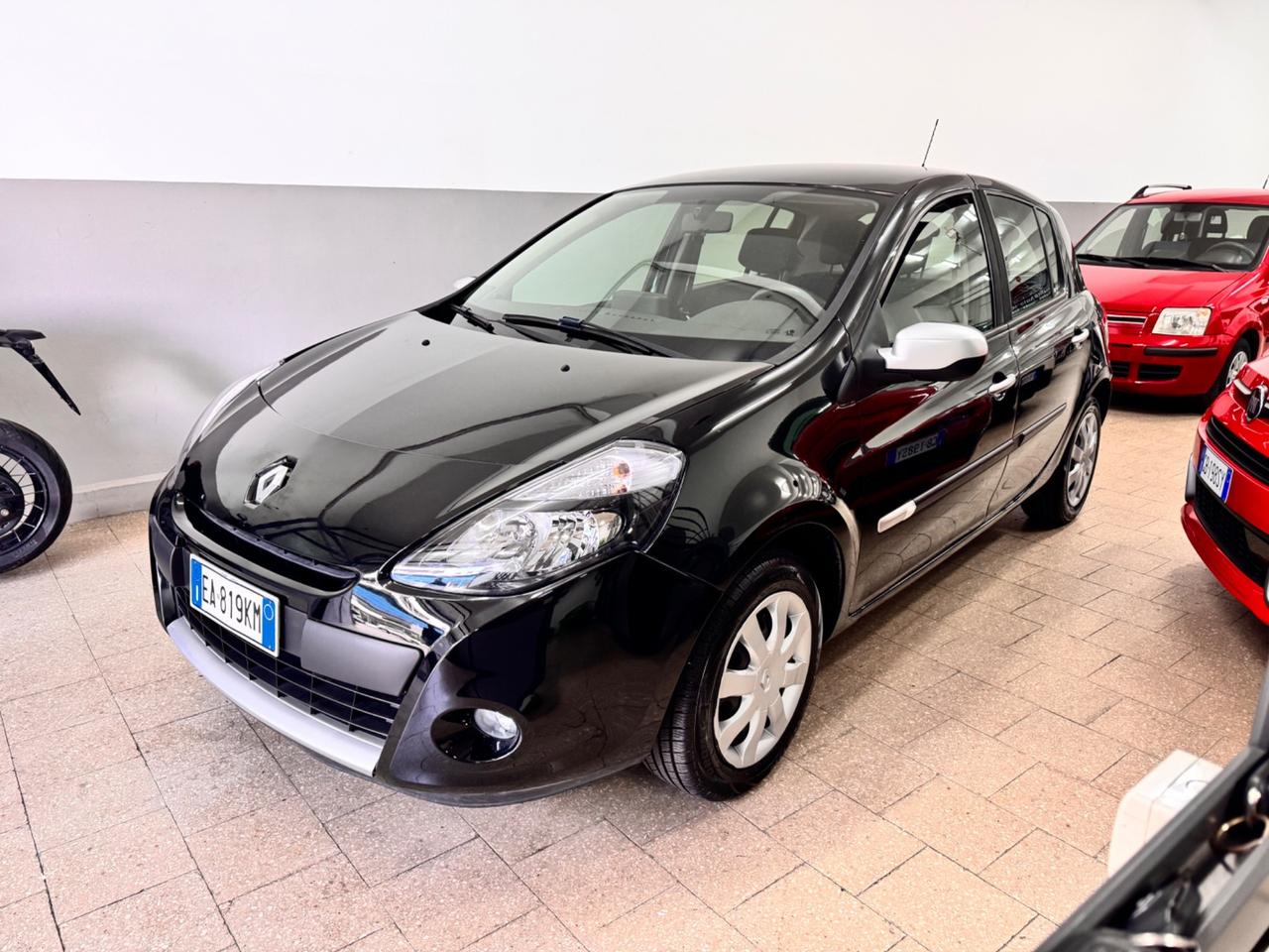 Renault Clio 1.2 75 Cv 5 Porte Benz/Gpl 115.000 KM