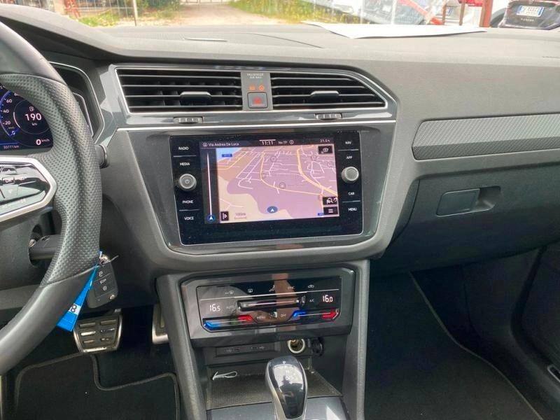 Volkswagen Tiguan 2.0 TDI 150 CV SCR DSG R-Line