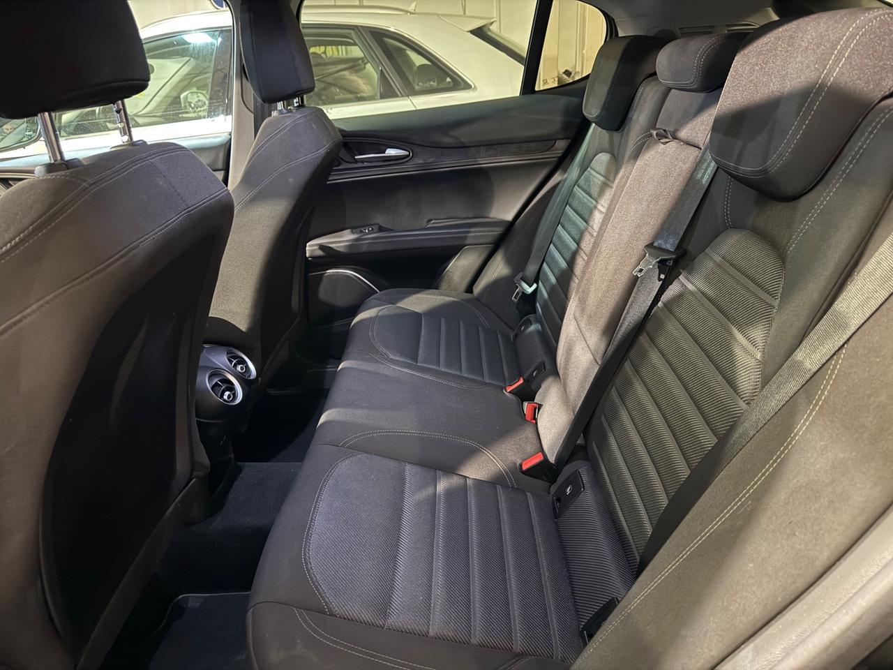 Alfa Romeo Stelvio 2.2 Turbodiesel 190 CV AT8 Q4 Executive