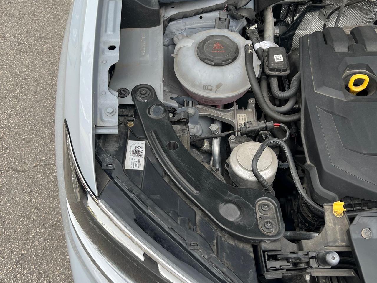 Volkswagen T-Roc VW T-ROC 1.5 TSI Advanced #10039