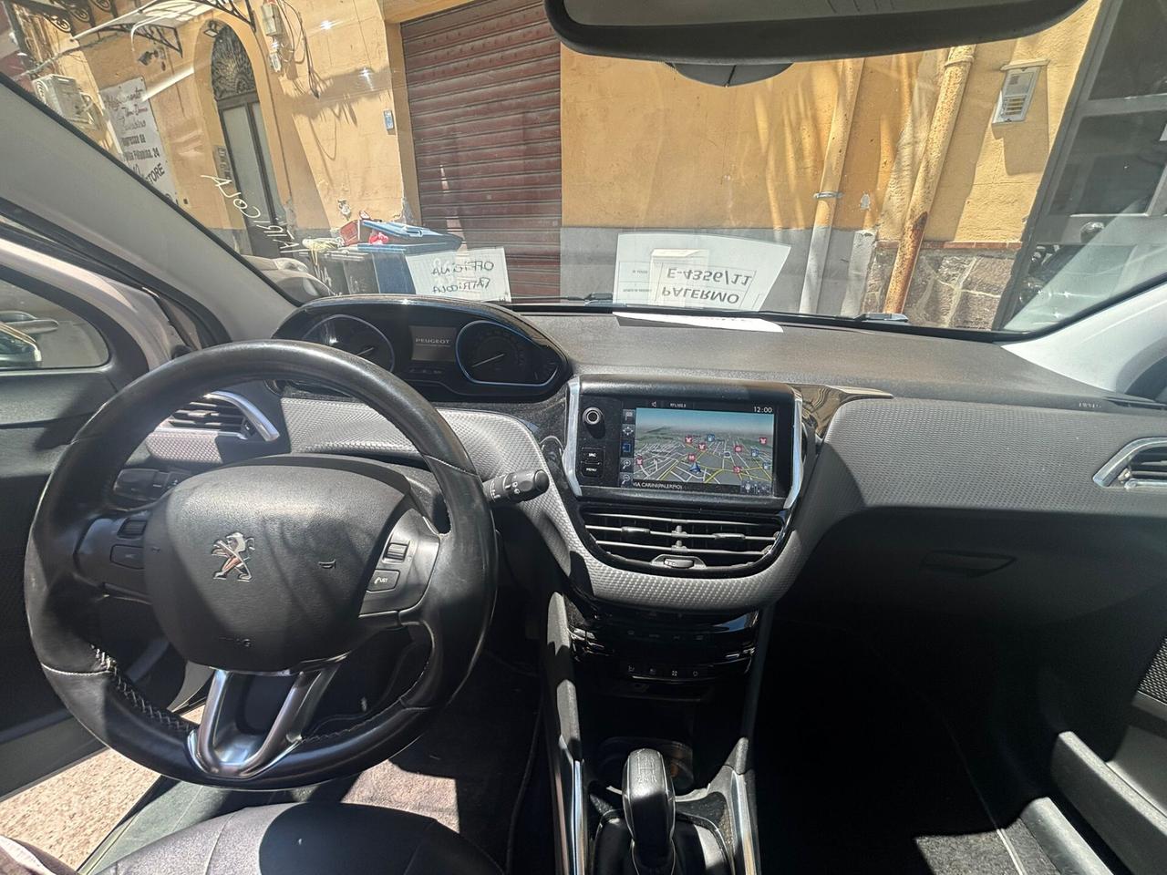 Peugeot 2008 1.6 e-HDi Urban Cross FINANZIABILE