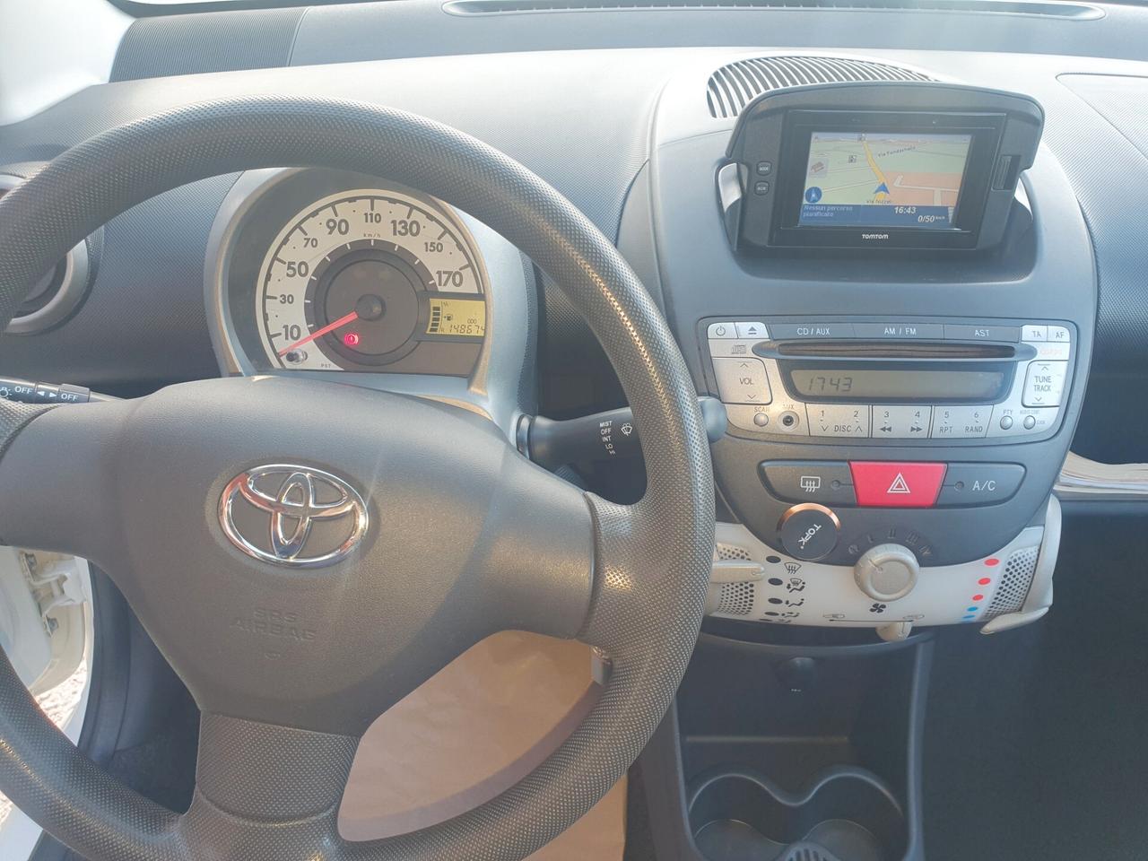 Toyota Aygo 1.0 12V VVT-i 5 porte Lounge Connect