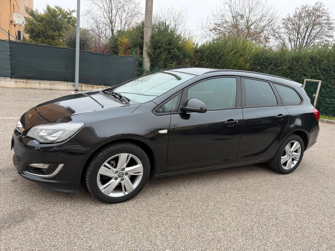 Opel Astra Sports Tourer 1.7 cdti - 12 MESI DI GARANZIA -