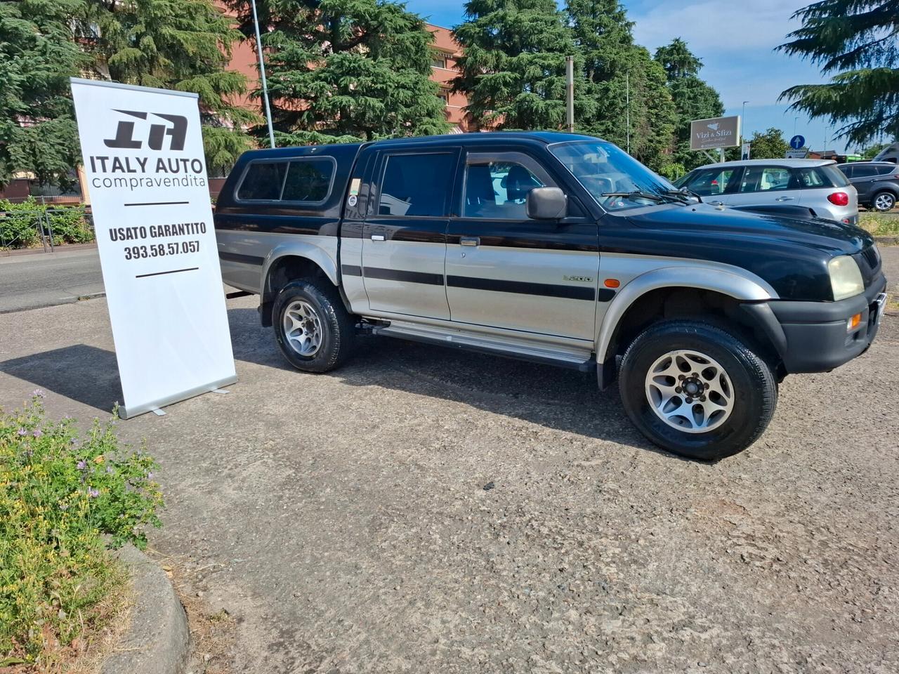 Mitsubishi L200 2.5 TDI 4WD Club Cab Pick-up GLS