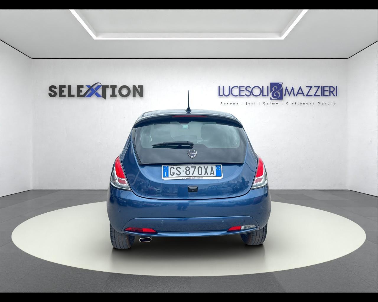 LANCIA Ypsilon 3ª serie - Ypsilon 1.0 FireFly 5 porte S&S Hybrid Gold