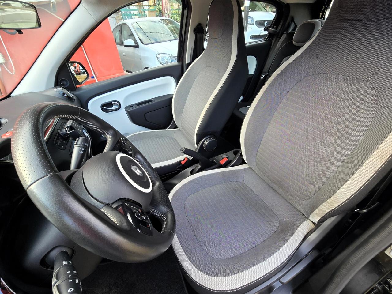 Renault Twingo SCe EDC ( DISPONIBILE IN SEDE )