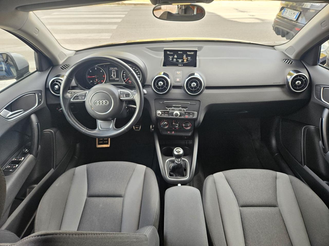 Audi A1 5porte Bicolor SPB 1.6 TDI 115cv FULL