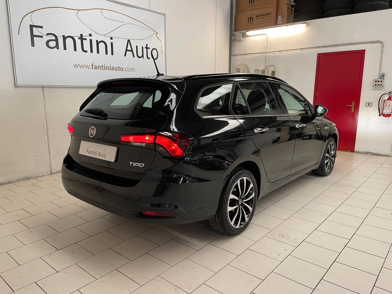 Fiat Tipo SW Lounge 1.6 mjt 120cv-Ok Neopatent-LEGGI SOTTO