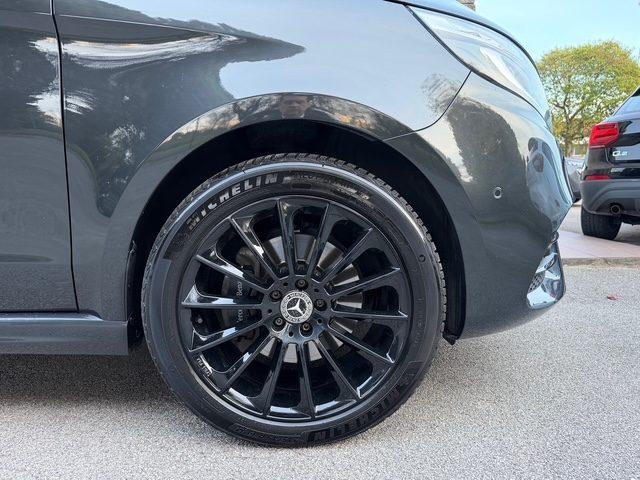MERCEDES-BENZ V 300 D PREMIUM 4 MATIC 239CV 7 POSTI TETTO PANORAMA