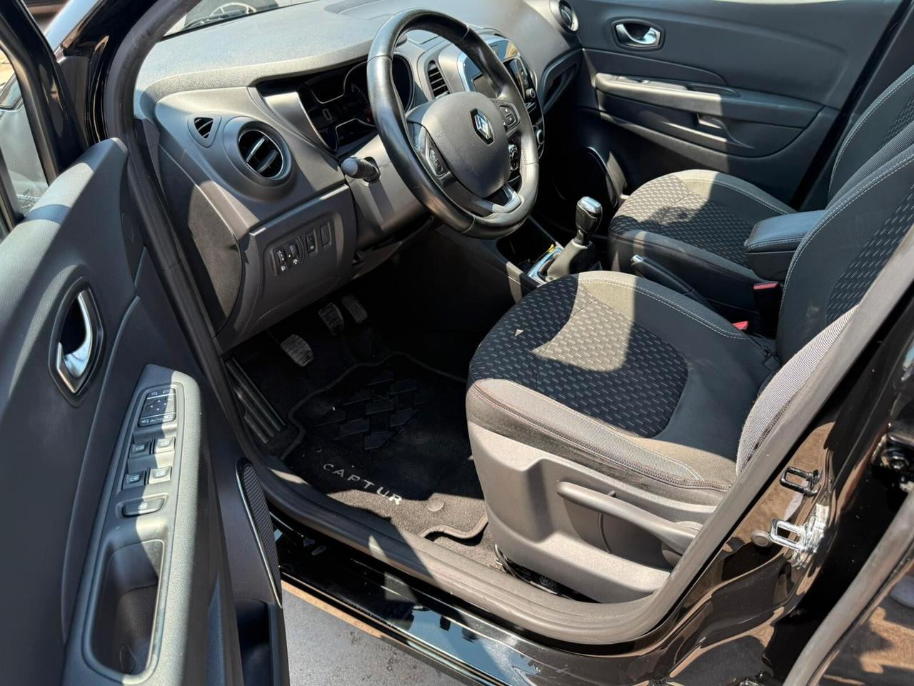 Renault Captur dCi 8V 90 CV EDC Start&Stop Energy Intens