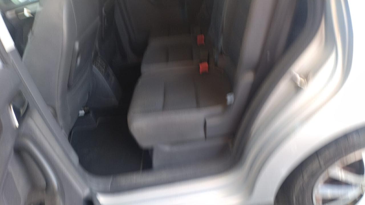 Volkswagen Touran 1.4 Metano
