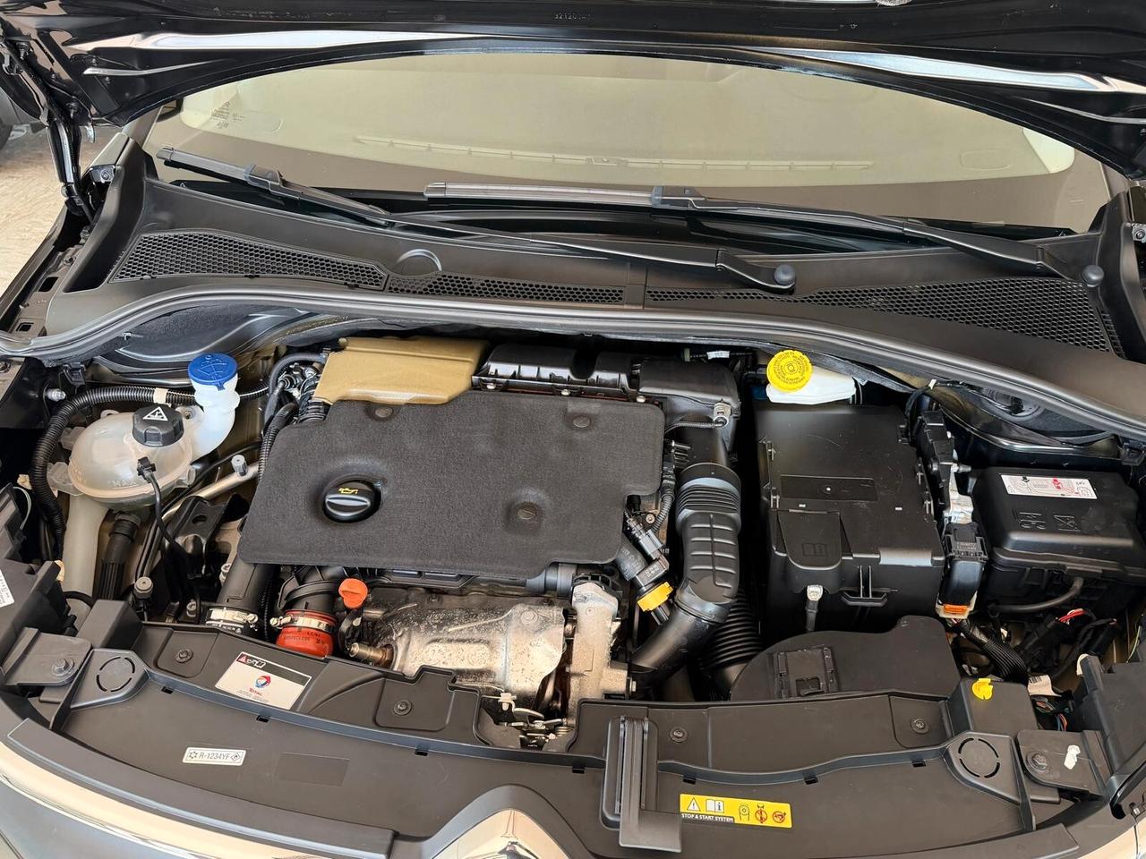 Citroen C3 1.5 BLUEHDI 100 cv. SHINE