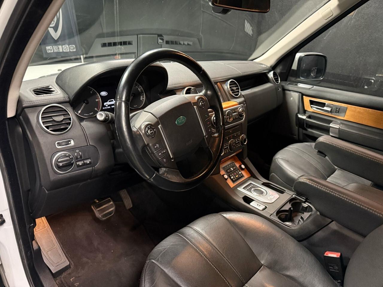Land Rover Discovery 4 3.0 SDV6 HSE 7 posti