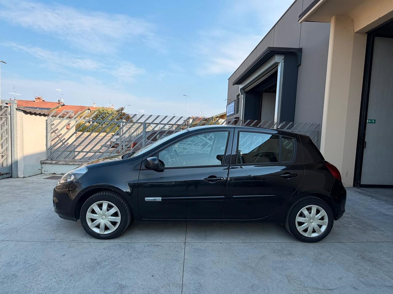 Renault Clio 1.2 16V 5 porte GPL Dynamique