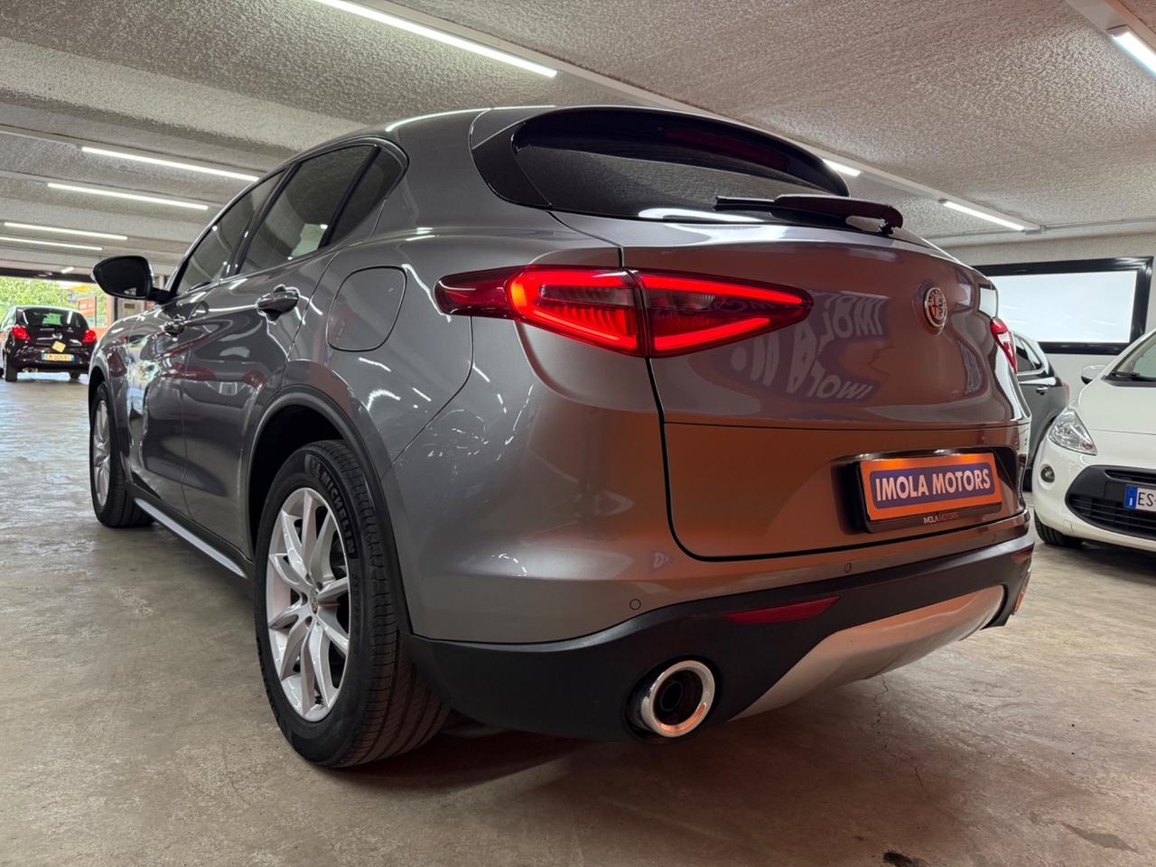 Alfa Romeo Stelvio 2.2 Turbodiesel 160 CV AT8 RWD Business