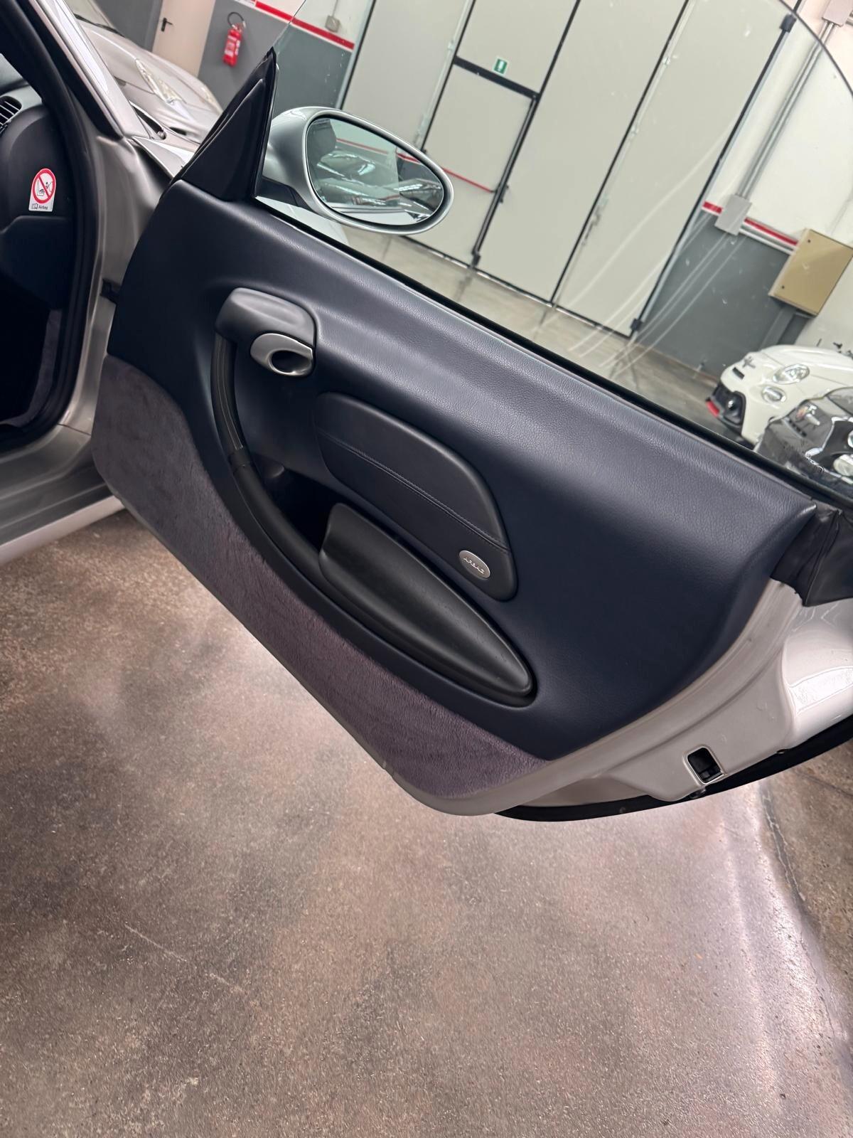 Porsche Boxster 2.7i 24V cat