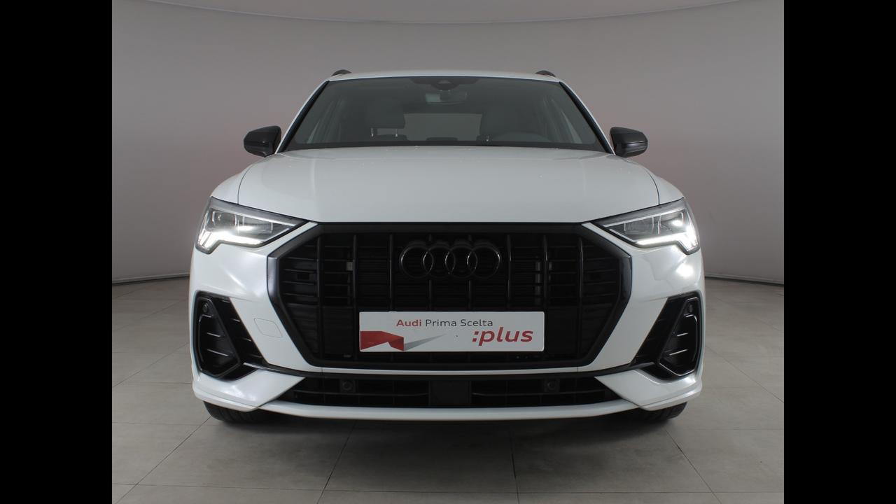 Audi Q3 45 TFSI E S TRONIC