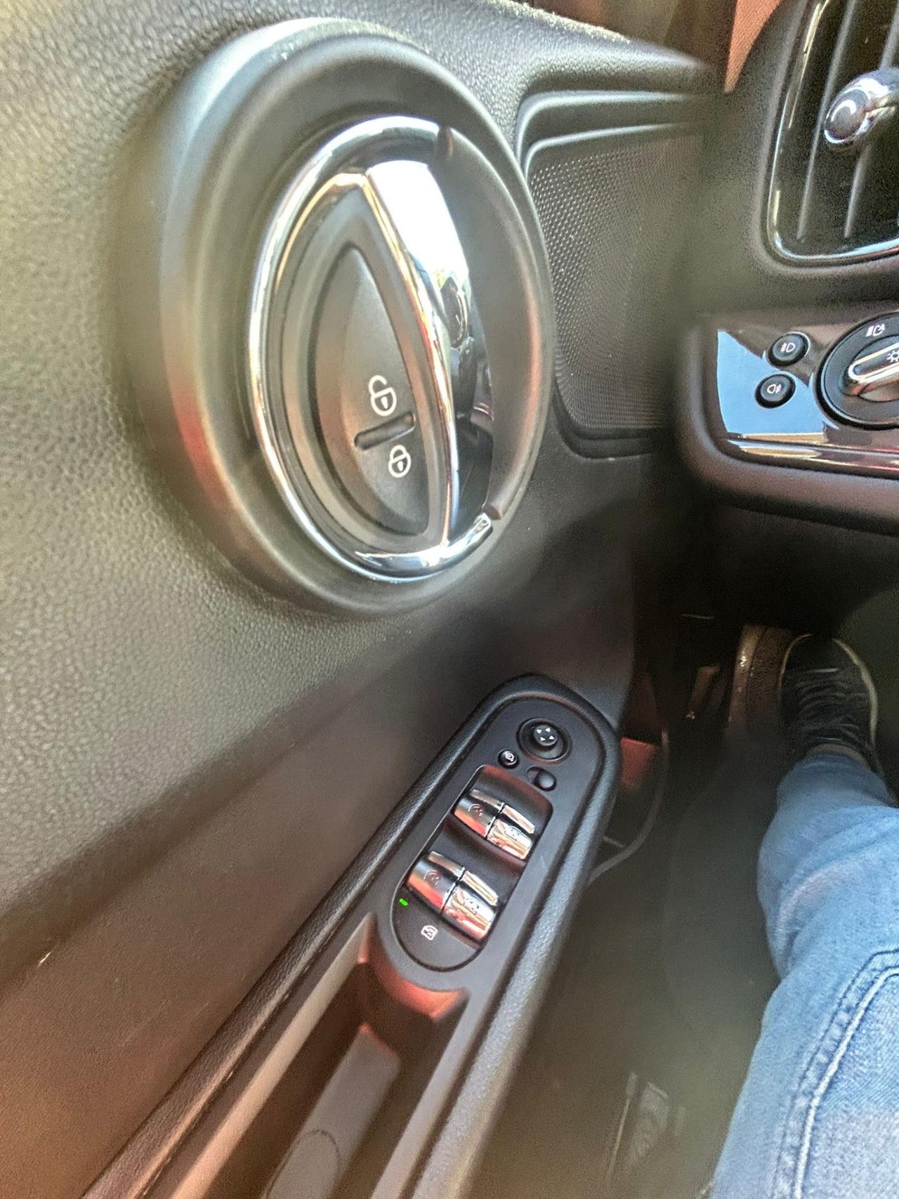 Mini Cooper Countryman 1.5 One D Northwood Edition