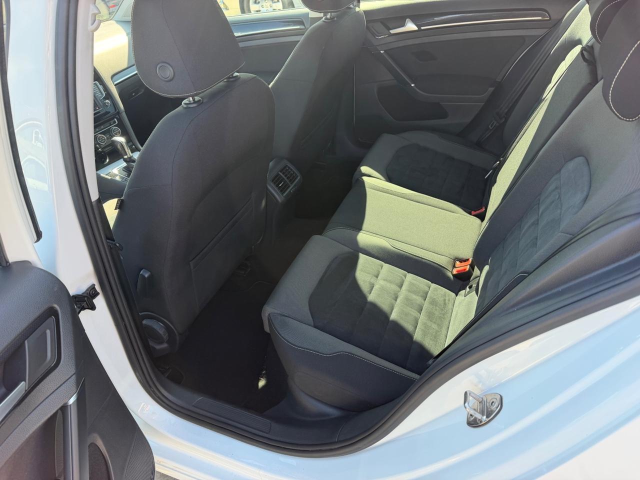 Volkswagen Golf 1.6 TDI 110 CV DSG 5p. Highline BlueMotion Technology