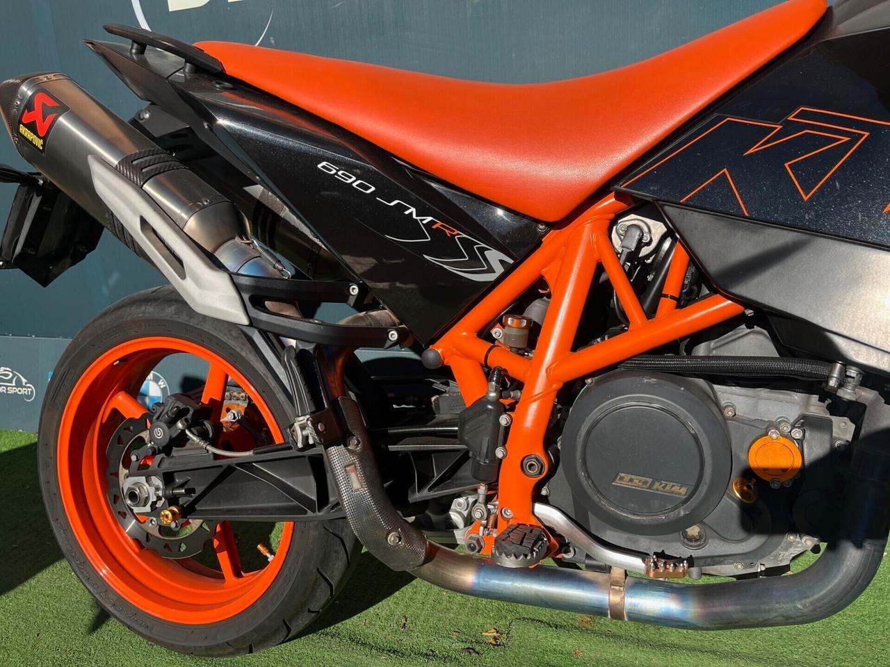 KTM SUPERMOTO 690