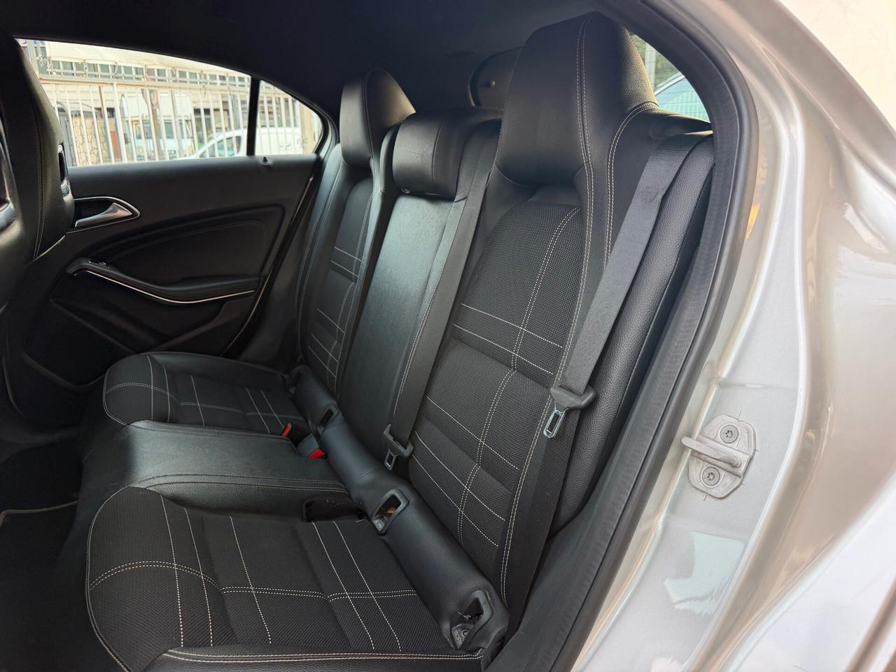Mercedes-benz A 180 d Sport NAVI