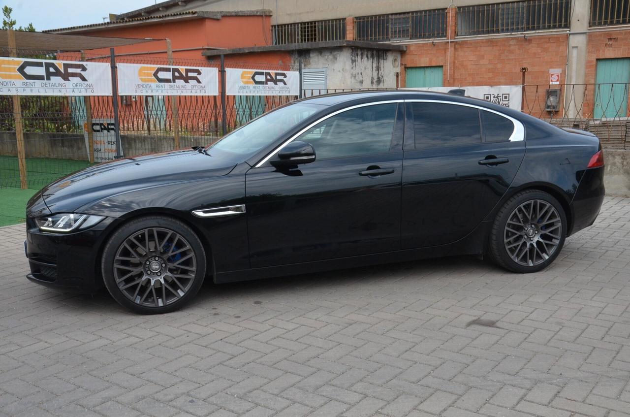 Jaguar XE 2.0 D 180 CV AWD aut. Pure