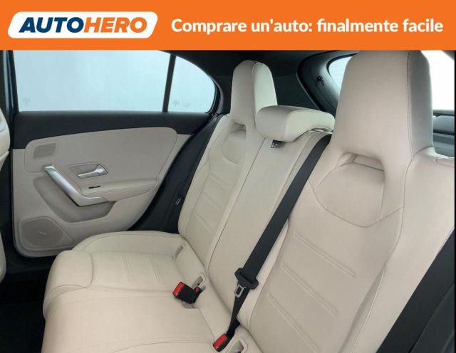 MERCEDES-BENZ A 200 d Automatic Sport