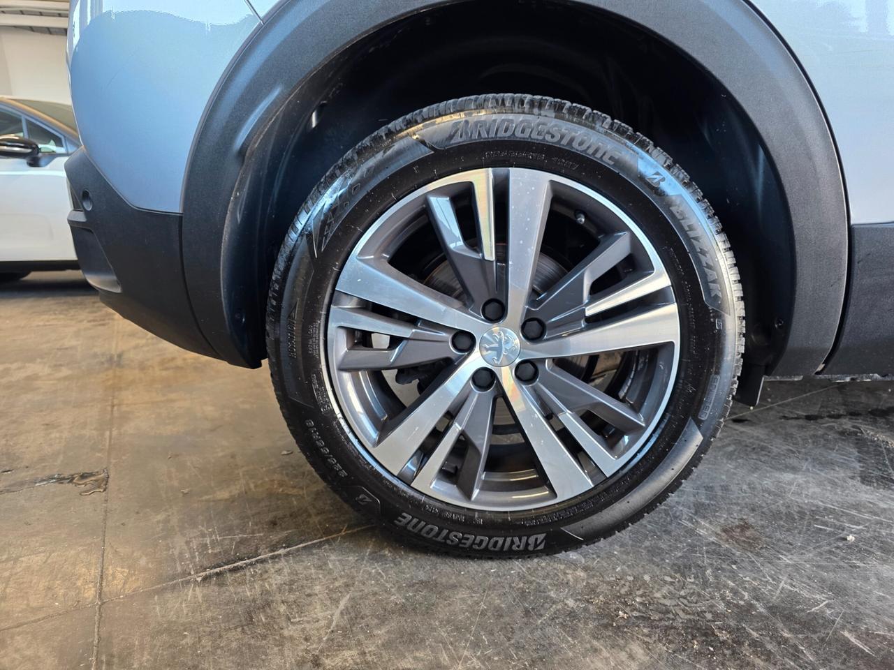 Peugeot 3008 BlueHDi 130 S&S EAT8 Allure