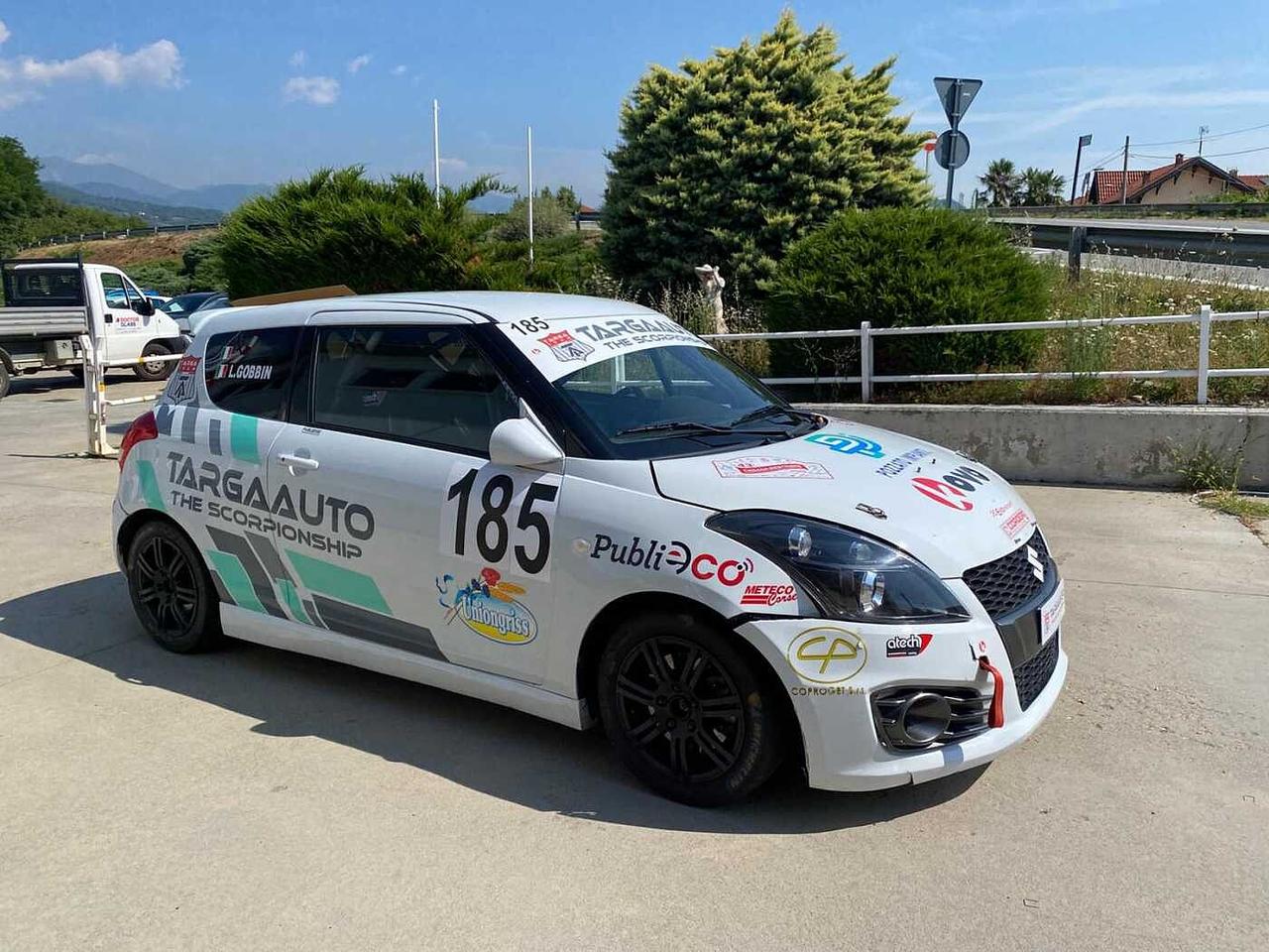 Suzuki Swift 1.6 RALLY RACING START