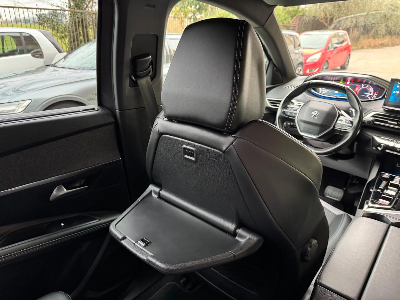 Peugeot 5008 1.5hdi AllurePack 7P GARANZIA 36 MESI