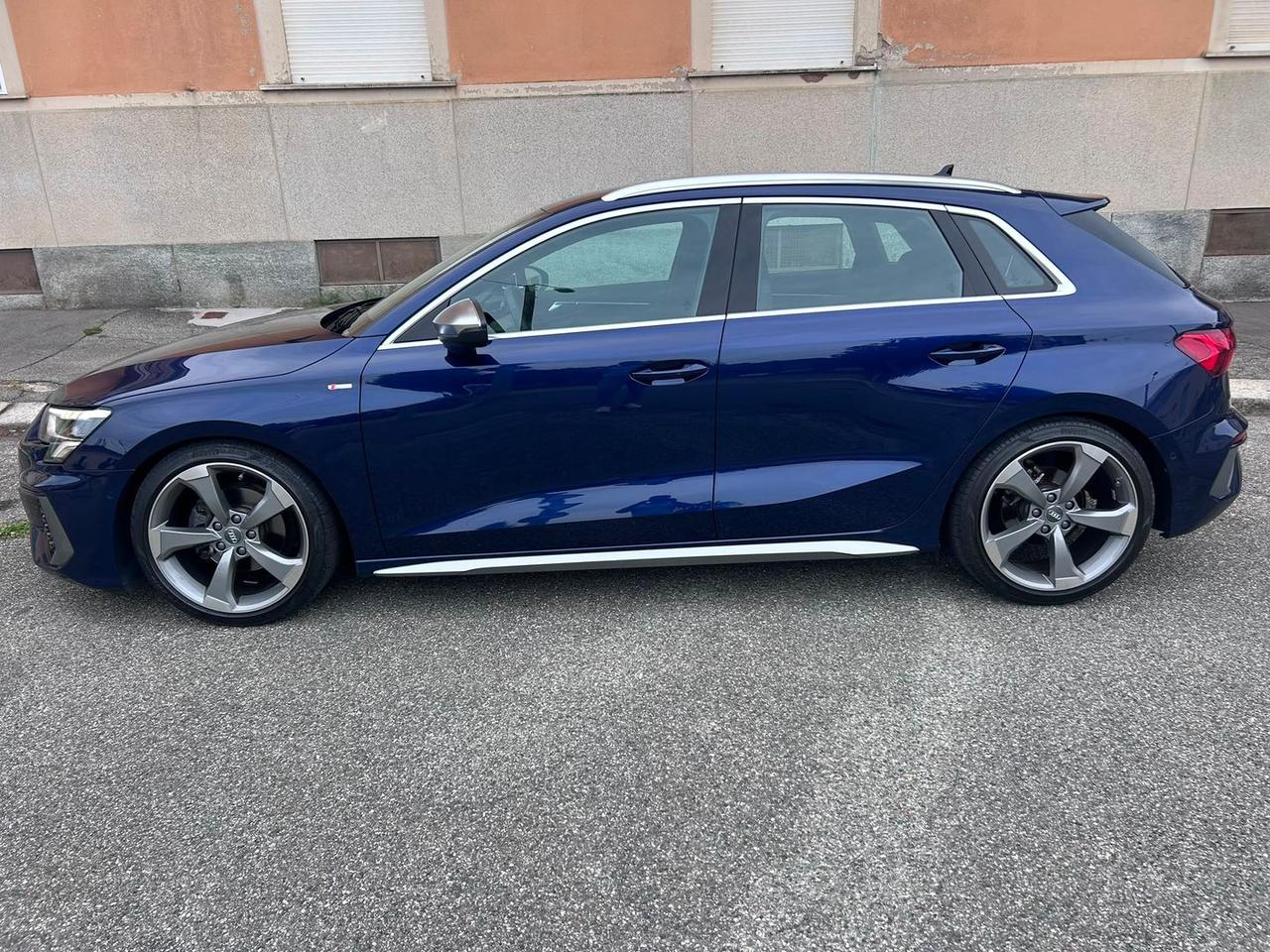 Audi A3 2.0 SLINE 150CV #12130