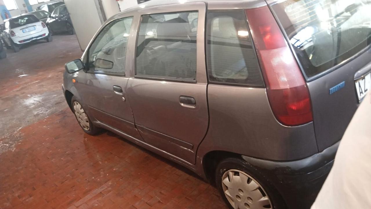 VENDITA FIAT PUNTO 1.2 BENZINA