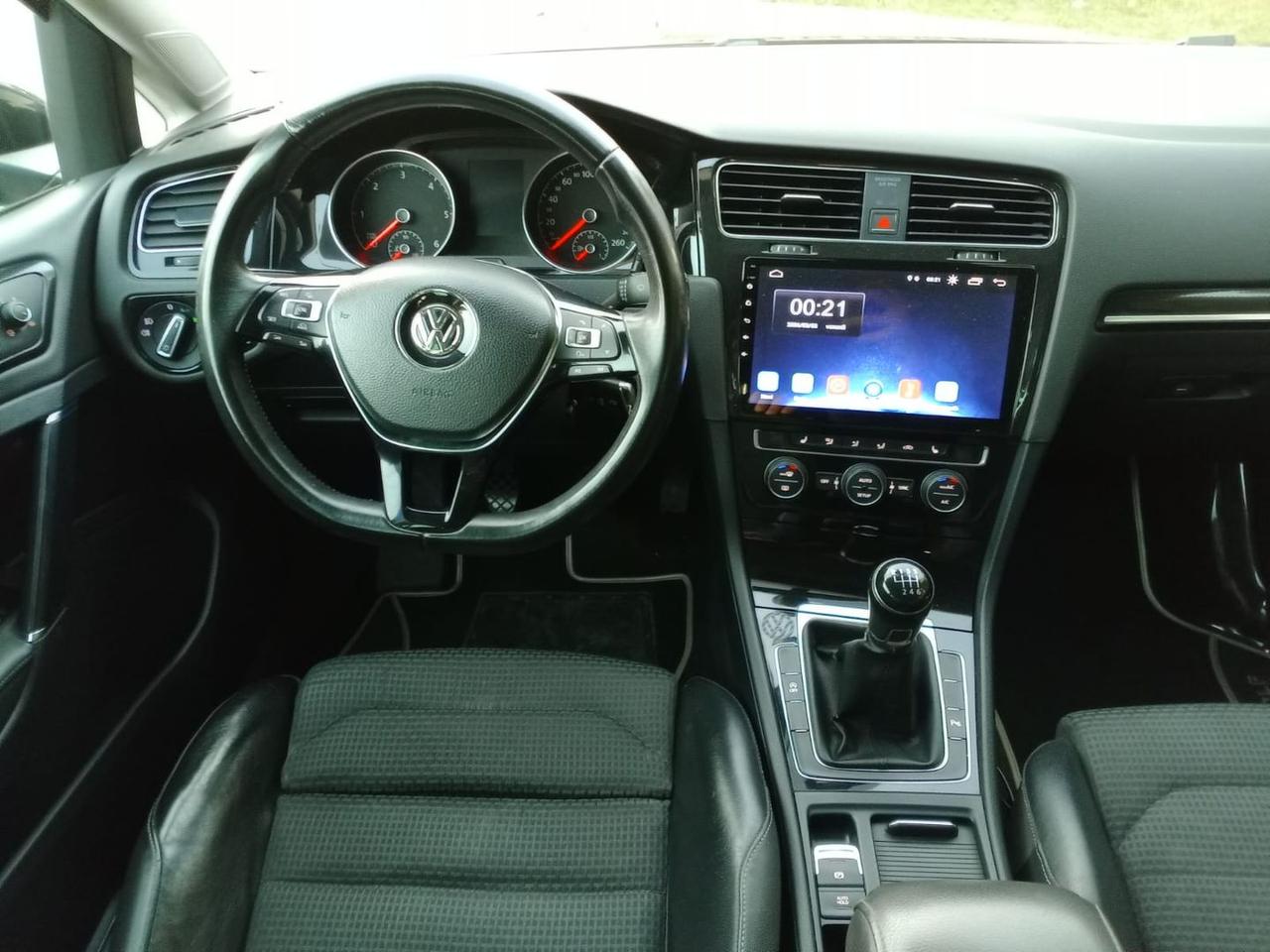 Volkswagen Golf Highline 2.0 TDI BlueMotion  #7353