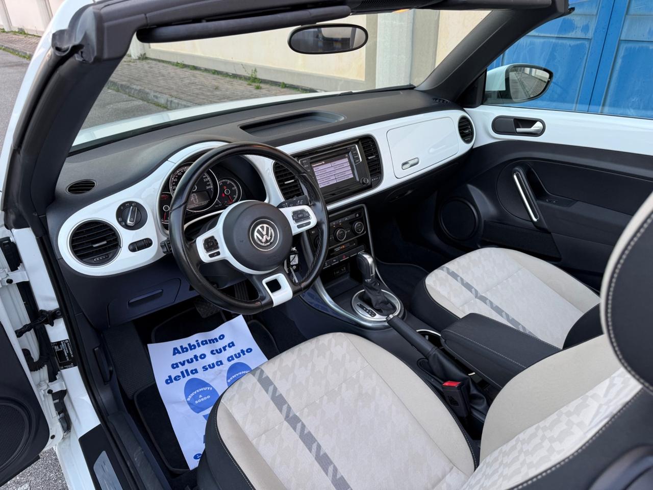 Volkswagen Maggiolino Cabrio 2.0 TDI DSG Design BlueMotion Technology