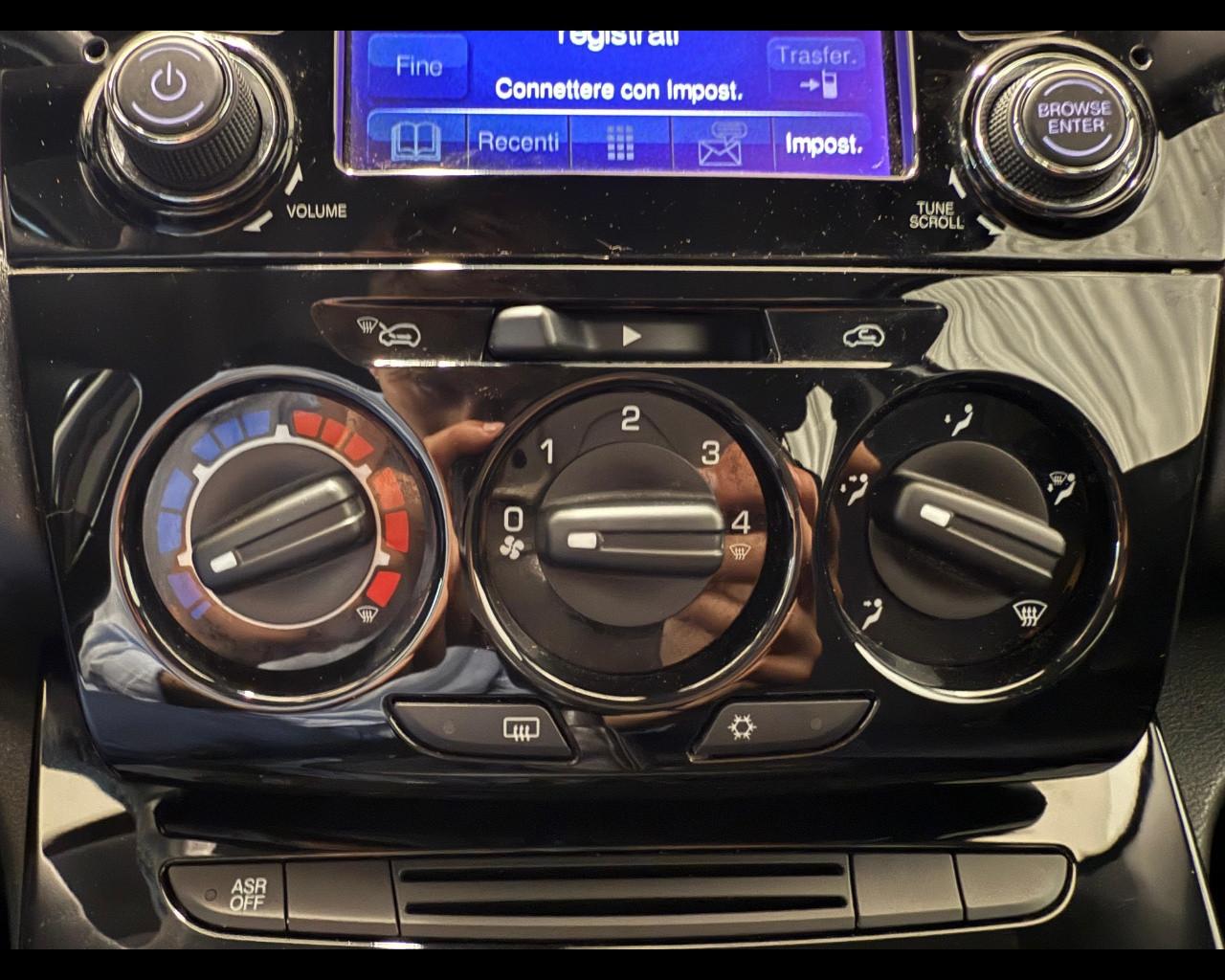 LANCIA Ypsilon 3ª serie - Ypsilon 1.2 69 CV 5 porte S&S Gold