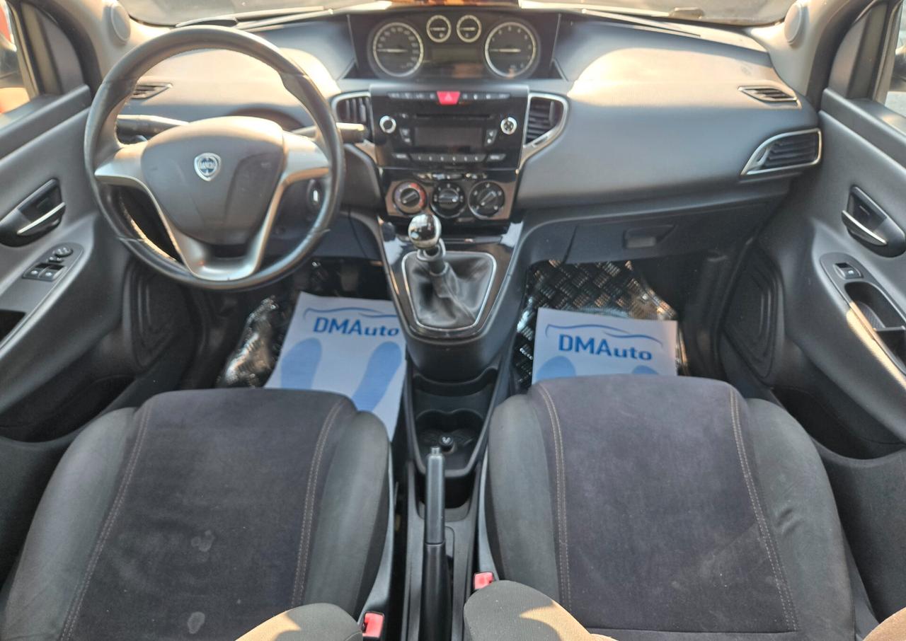 Lancia Ypsilon 0.9 TwinAir 85 CV 5 porte Metano Ecochic Gold