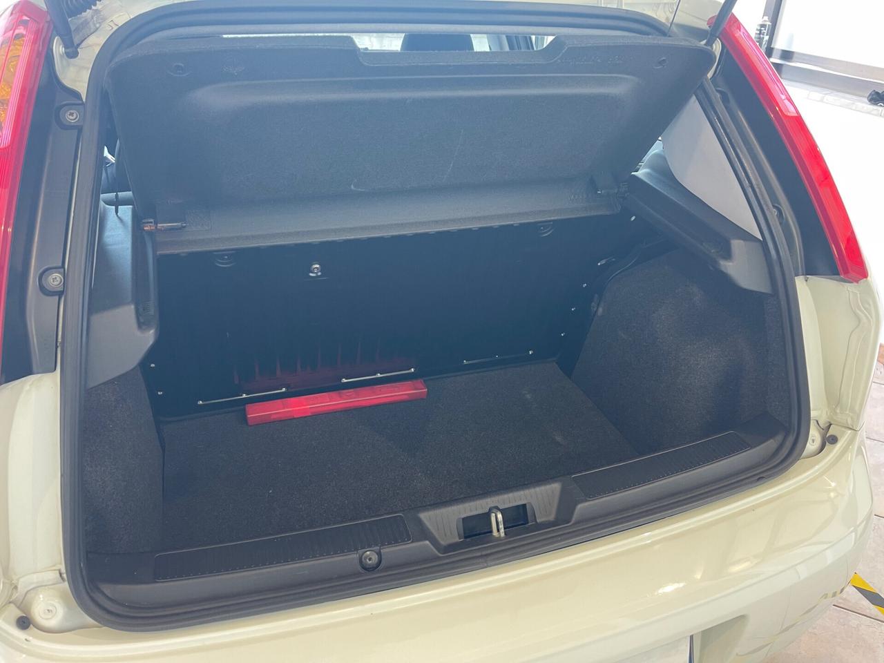 Fiat Punto 1.2 8V 5 porte Young