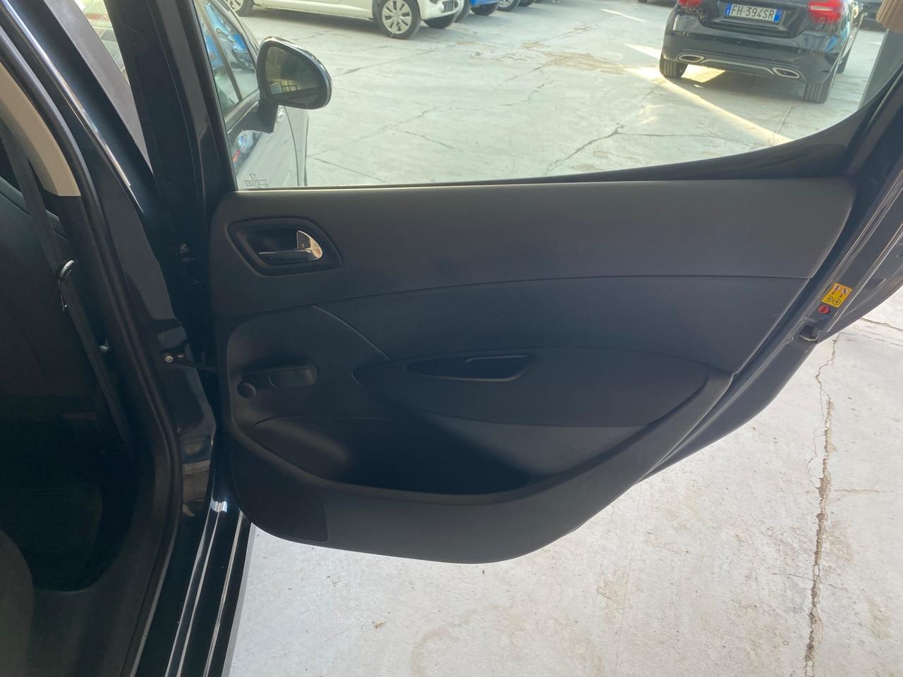 Peugeot 308 1.6 8V HDi 93CV 5p. Active
