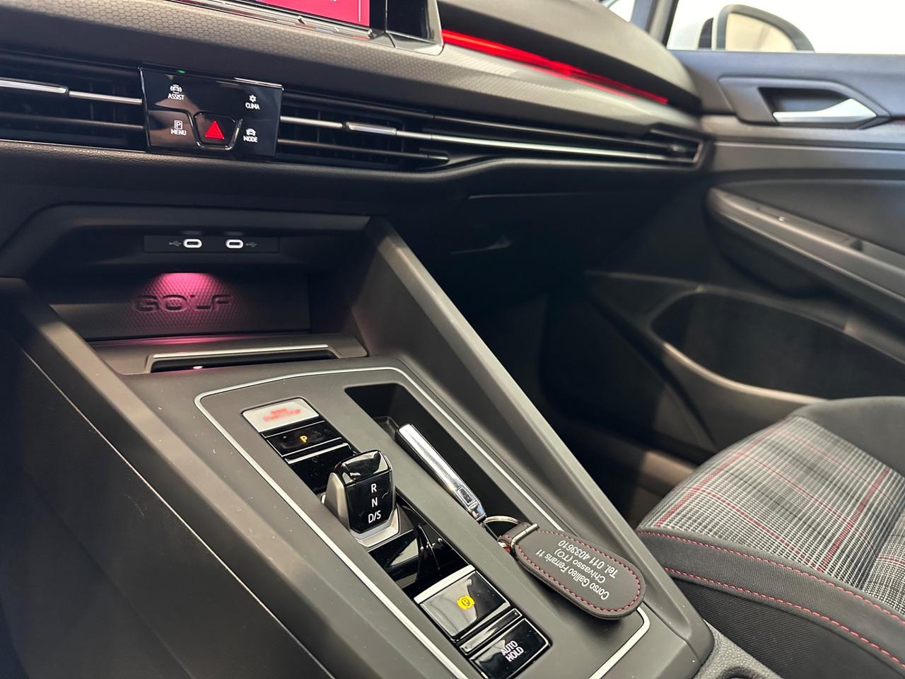 Volkswagen Golf GTI Golf 2.0 TSI GTI DSG PERFORMANCE