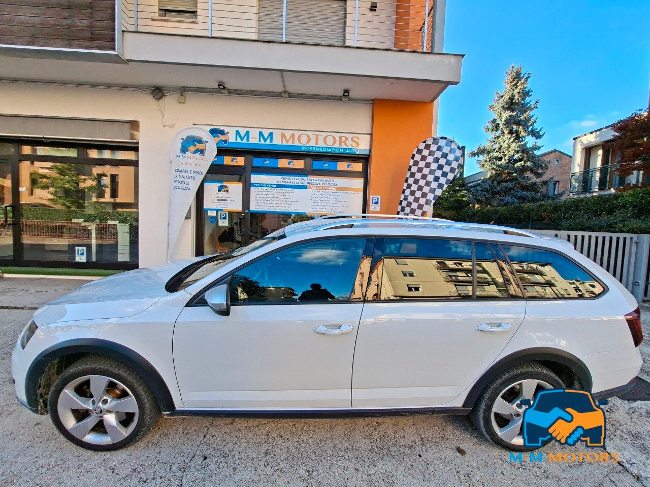 Skoda Octavia Wagon 2.0 tdi Scout 4x4 dsg 7 mt.