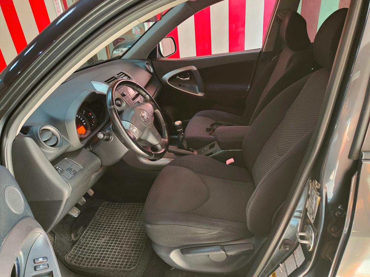 Toyota RAV 4 RAV4 2.2 D-4D 136 CV Luxury