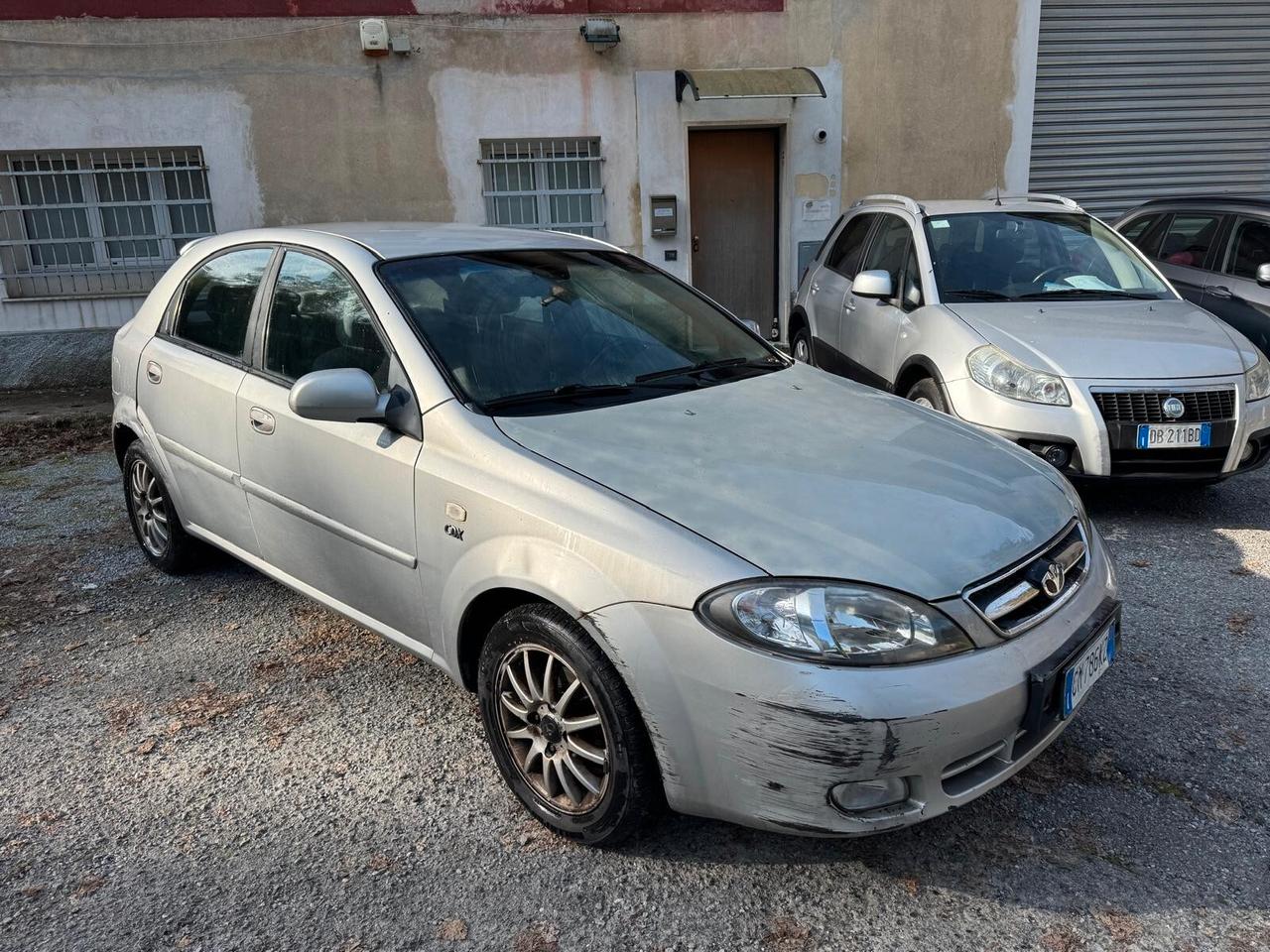 Daewoo Lacetti 1.6 16V 5P.