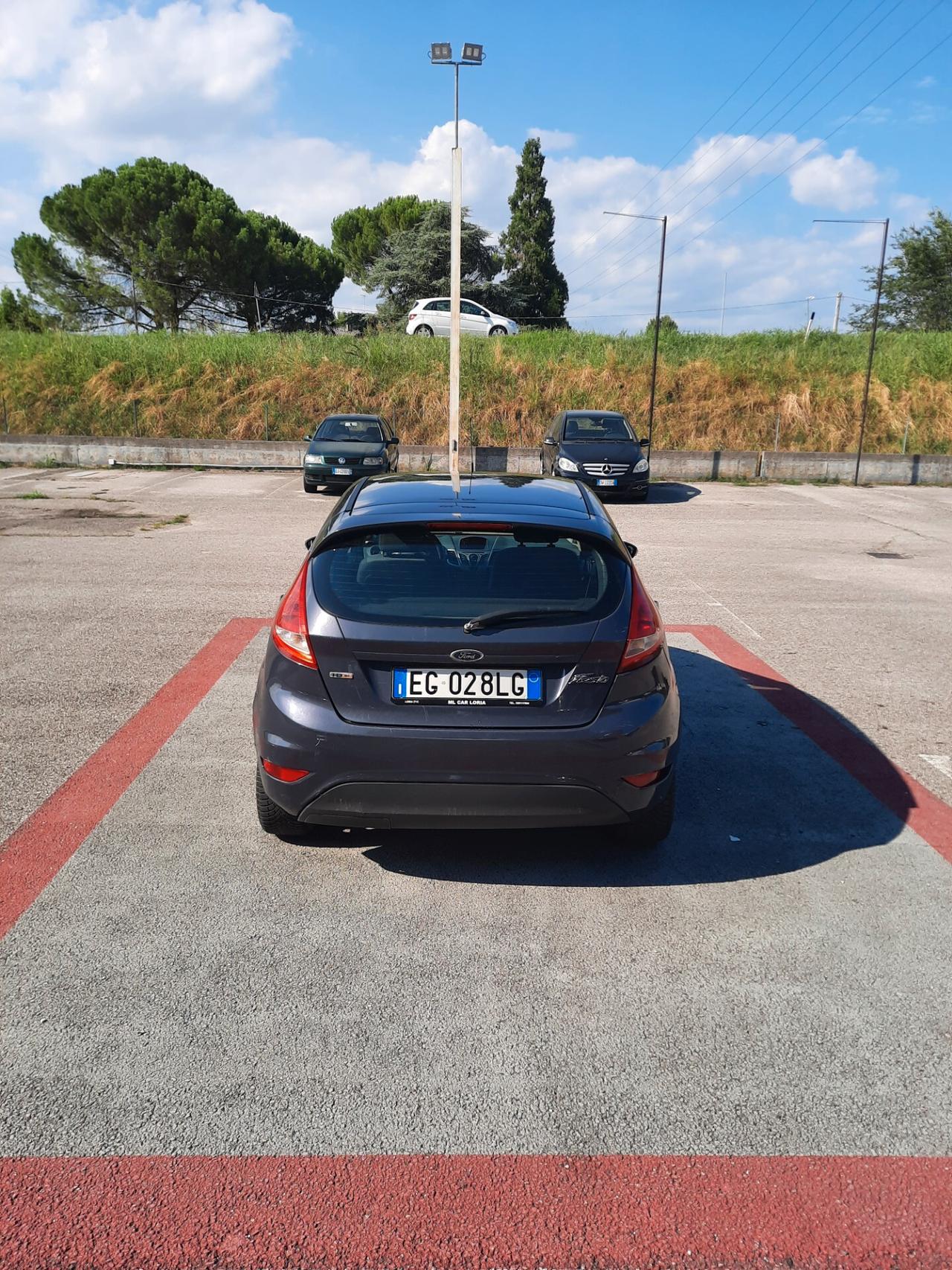 Ford Fiesta 1.4 TDCi 5p. Titanium OK NEOPATENTATI