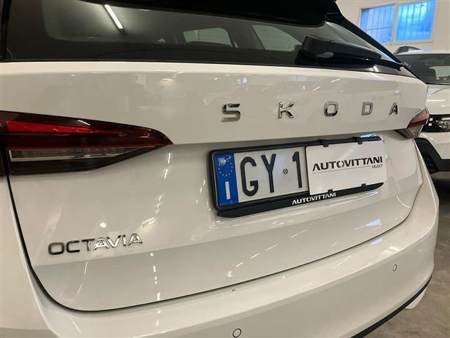 SKODA Octavia Wagon 1.5 TSI ACT m-HEV 150cv Selection DS